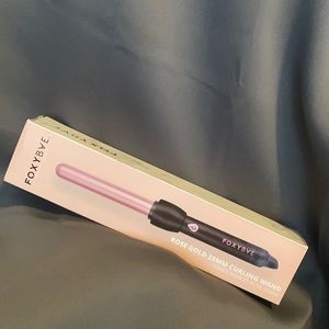 Brand New Foxy Bae Rose Gold Curling Wand